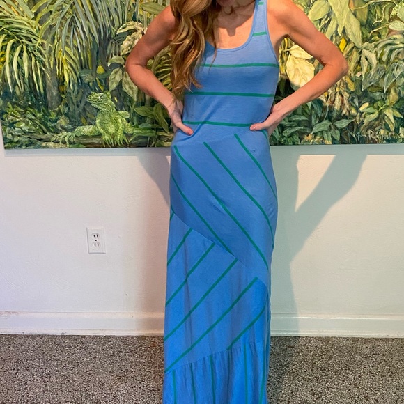 Long sustainable maxi dress - Picture 1 of 3